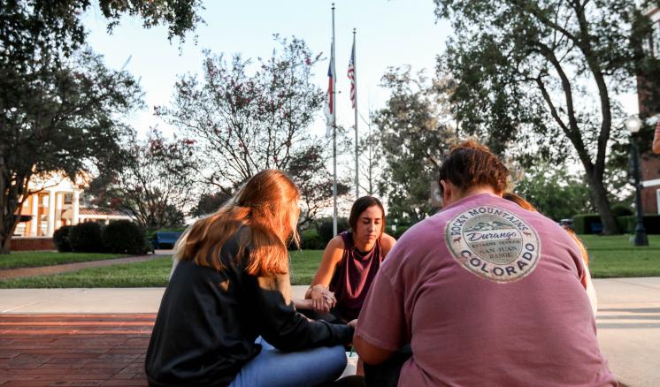 ETBU joins together in prayer during annual See You at the Pole