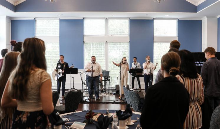 ETBU’s Worship Summit teaches, equips, and inspires church musicians and students