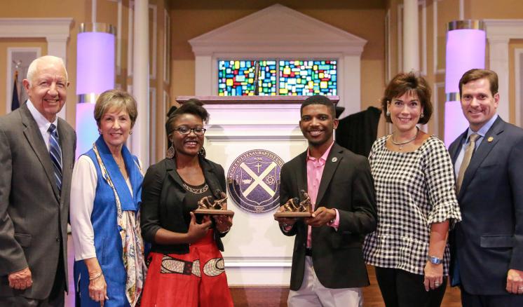 ETBU students recognized for Christian servant leadership