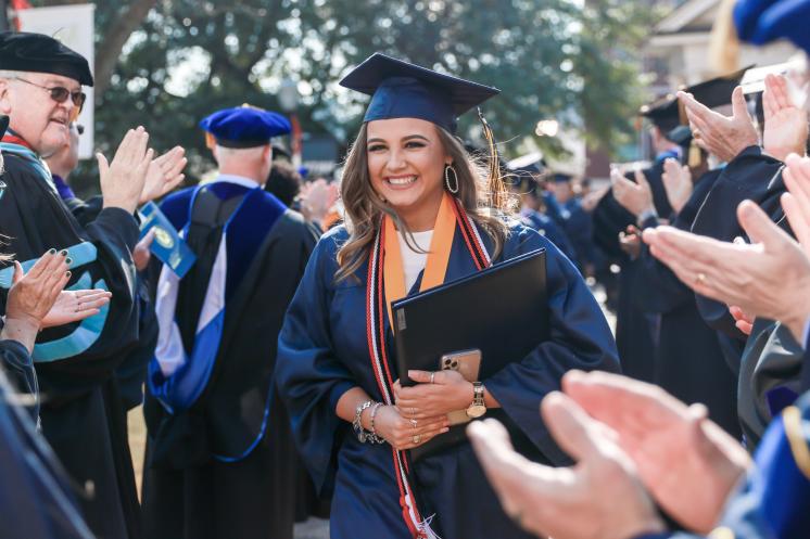 img_5 ETBU confers 134 graduates during Fall 2019 Commencement
