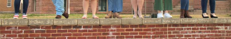 apo_feet_2