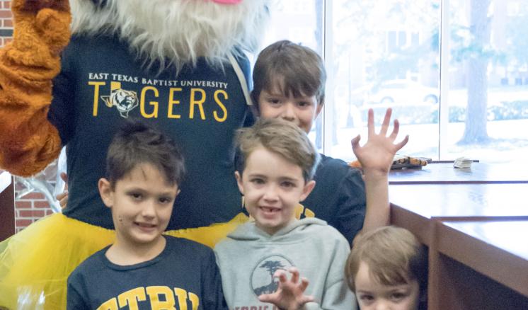 The ETBU community enjoys the 2018 Homecoming Festivities. The weekend was filled with events to build relationships between members of the Tiger Family.