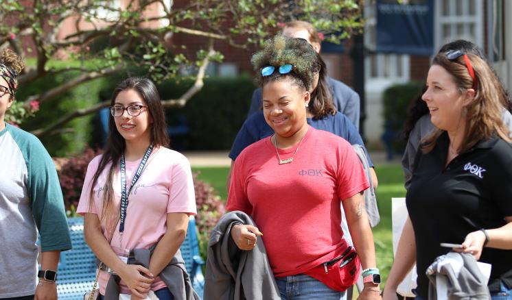 PTK members explore ETBU on a campus tour