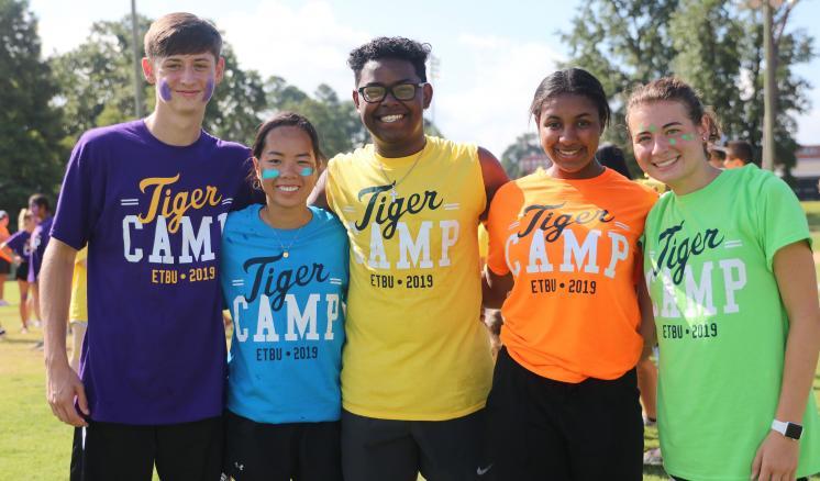 ETBU sparks connection through Fall 2019 Move-In and Tiger Camp