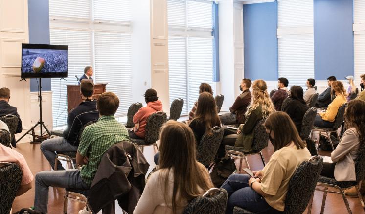 Students receive insight and wisdom during ETBU’s annual Calling Conference 