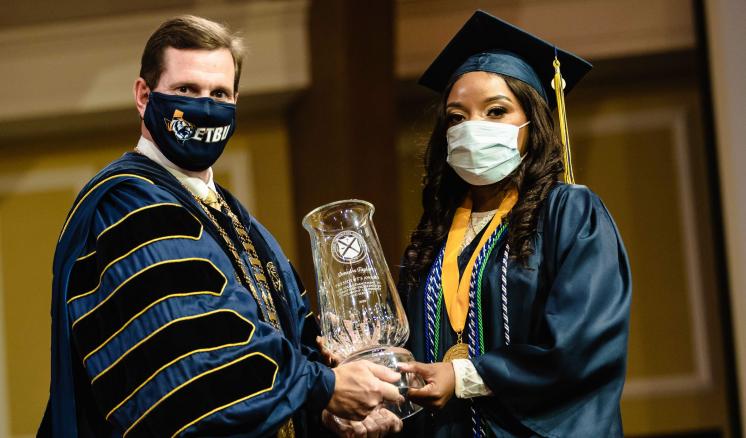 img_3_2020_dec_commencement