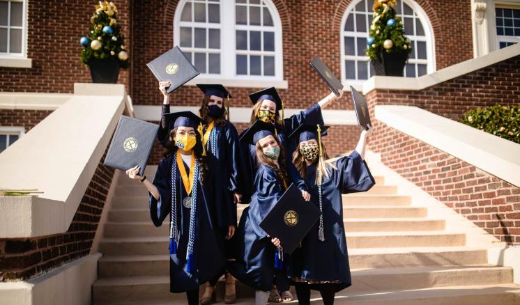 ETBU celebrates Fall 2020 graduates at commencement services