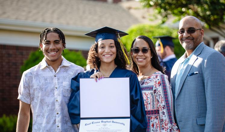 ETBU celebrates Spring 2021 Class at commencement services