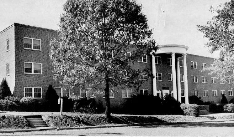 feagin_1965.jpg Historical black and white photo of the front of Feagin Hall at East Texas Baptist University, a red brick building with white columns.