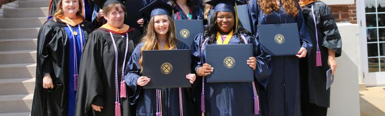 Spring 2018 Nursing graduates