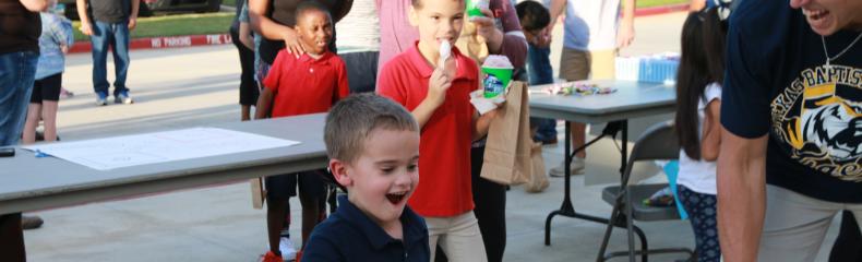 ETBU students play games with MISD families