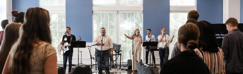 ETBU’s Worship Summit teaches, equips, and inspires church musicians and students