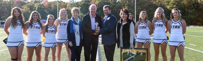 Bob and Gayle Riley join ETBU Founders Society
